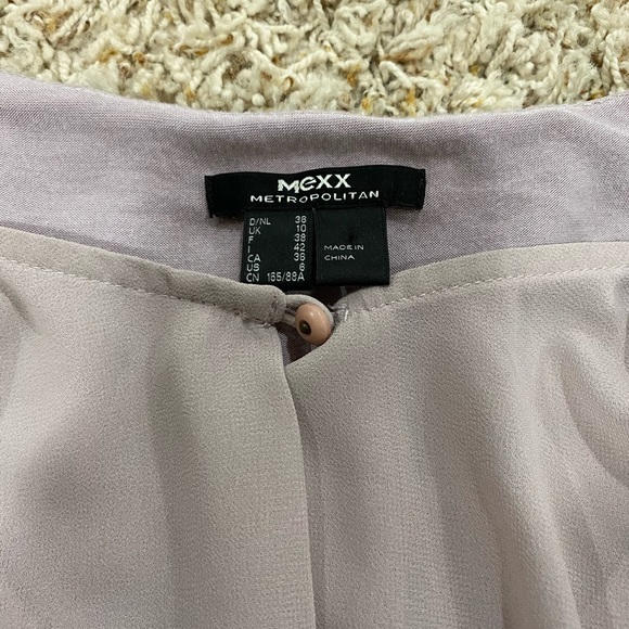 Shear sleeved blouse - Picture 4 of 4